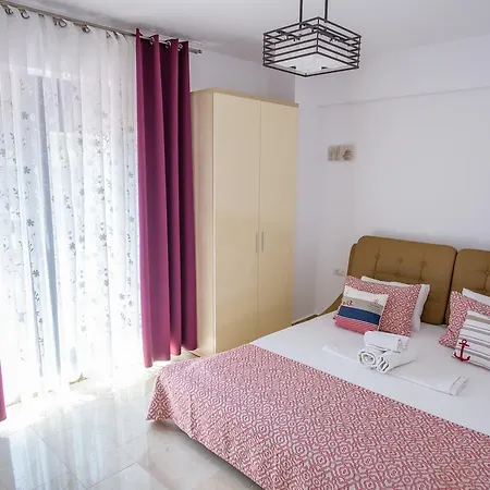Sophia 2 Apartments Mamaia Extérieur photo