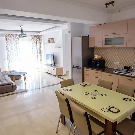 Sophia 2 Apartments Mamaia Extérieur photo